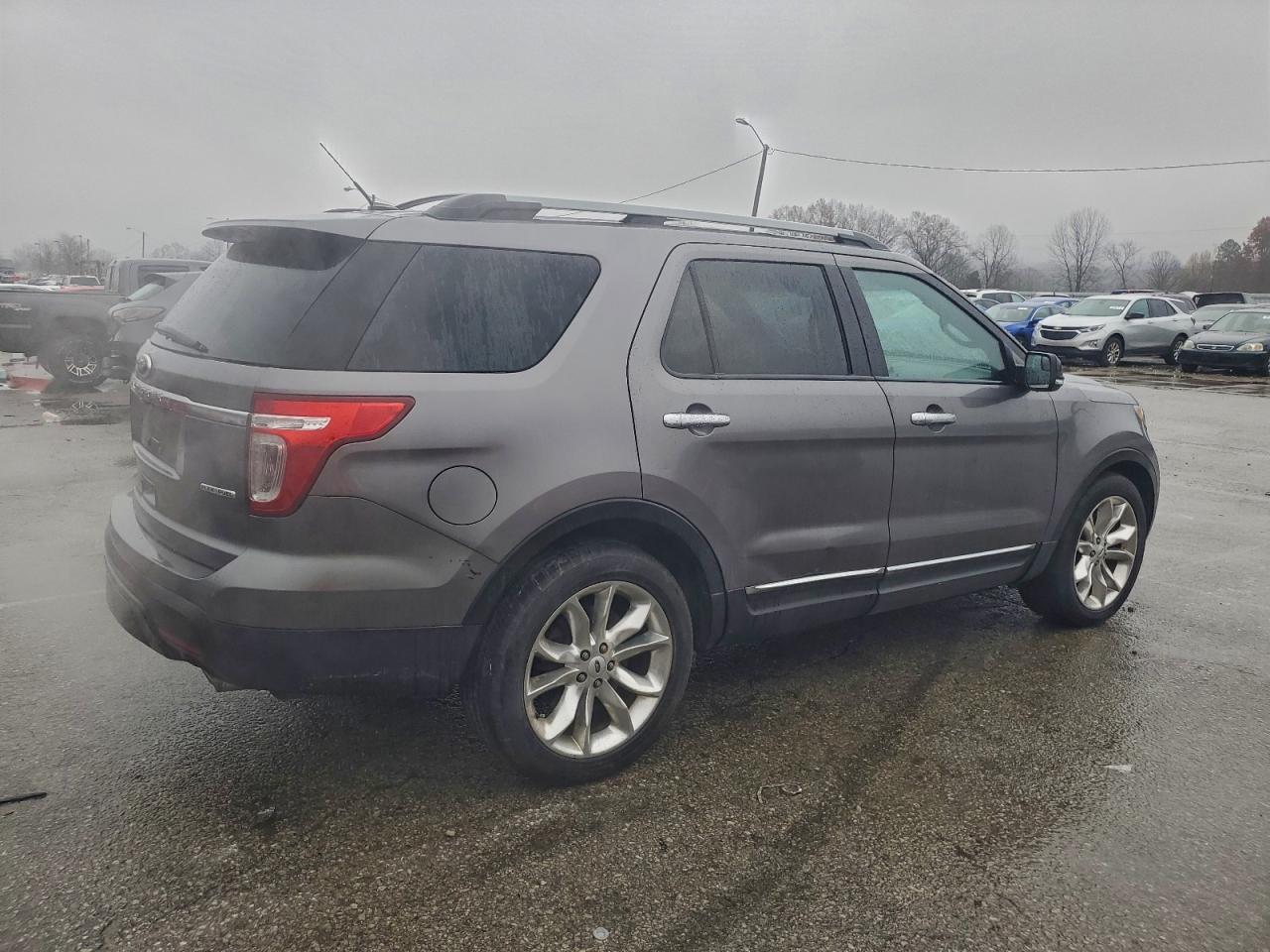FORD EXPLORER XLT