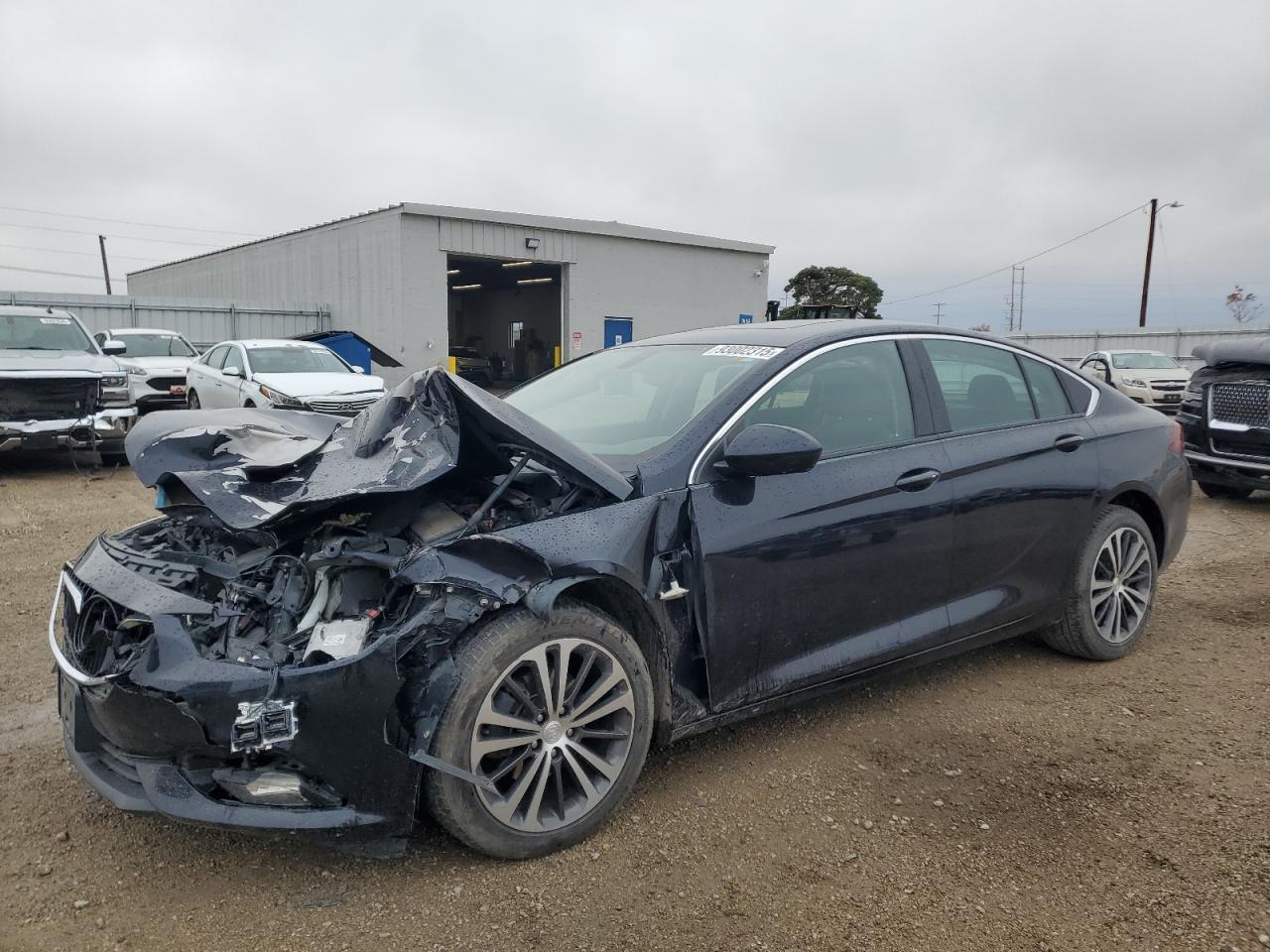 BUICK REGAL PREF 2018