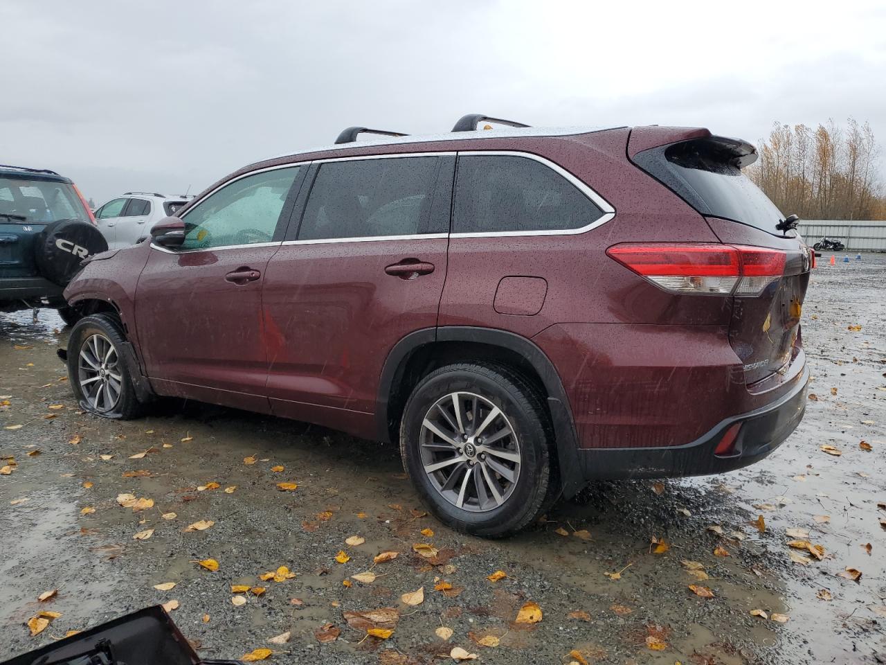 TOYOTA HIGHLANDER SE