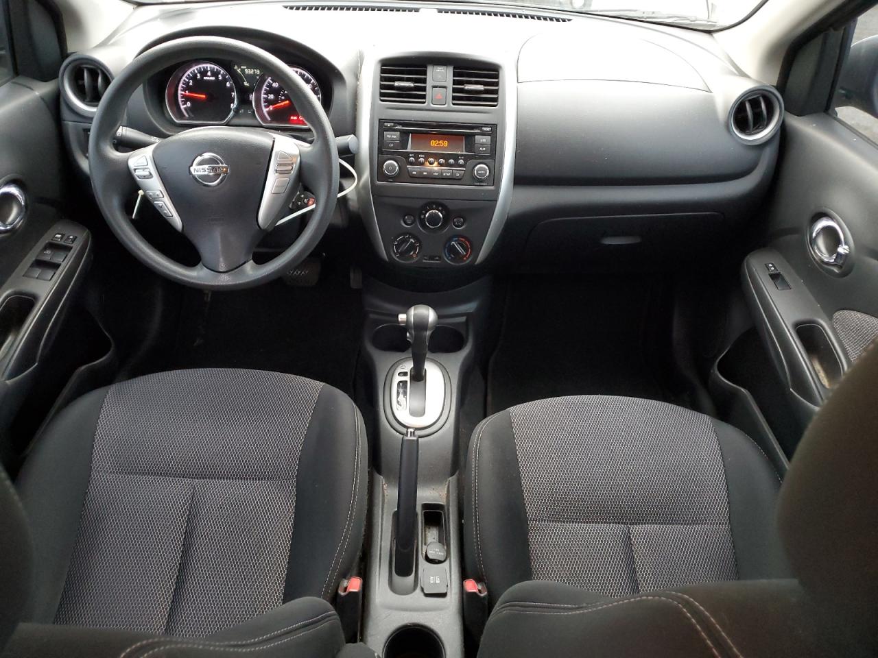 NISSAN VERSA S