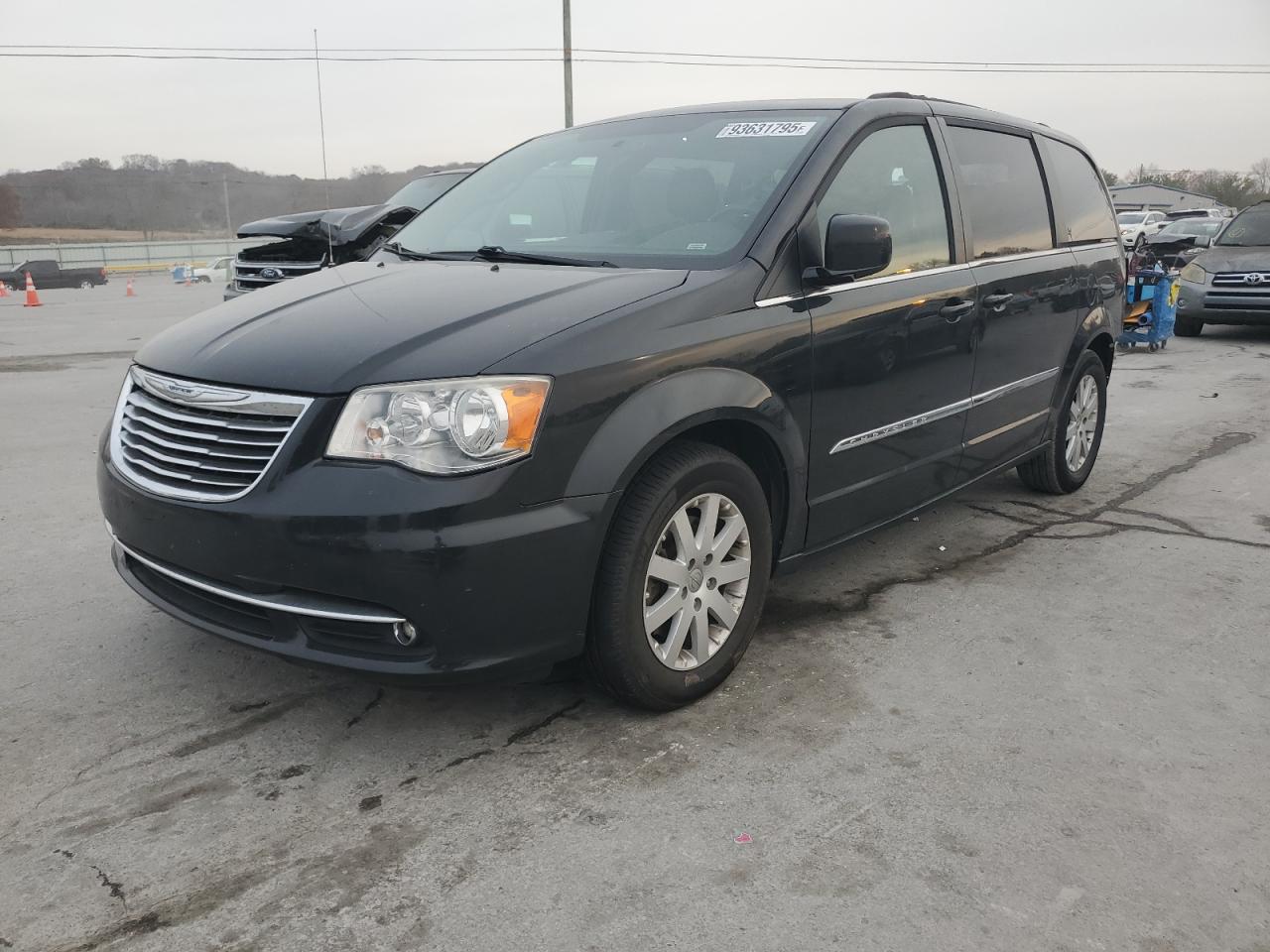 CHRYSLER TOWN & COUNTRY TOURING