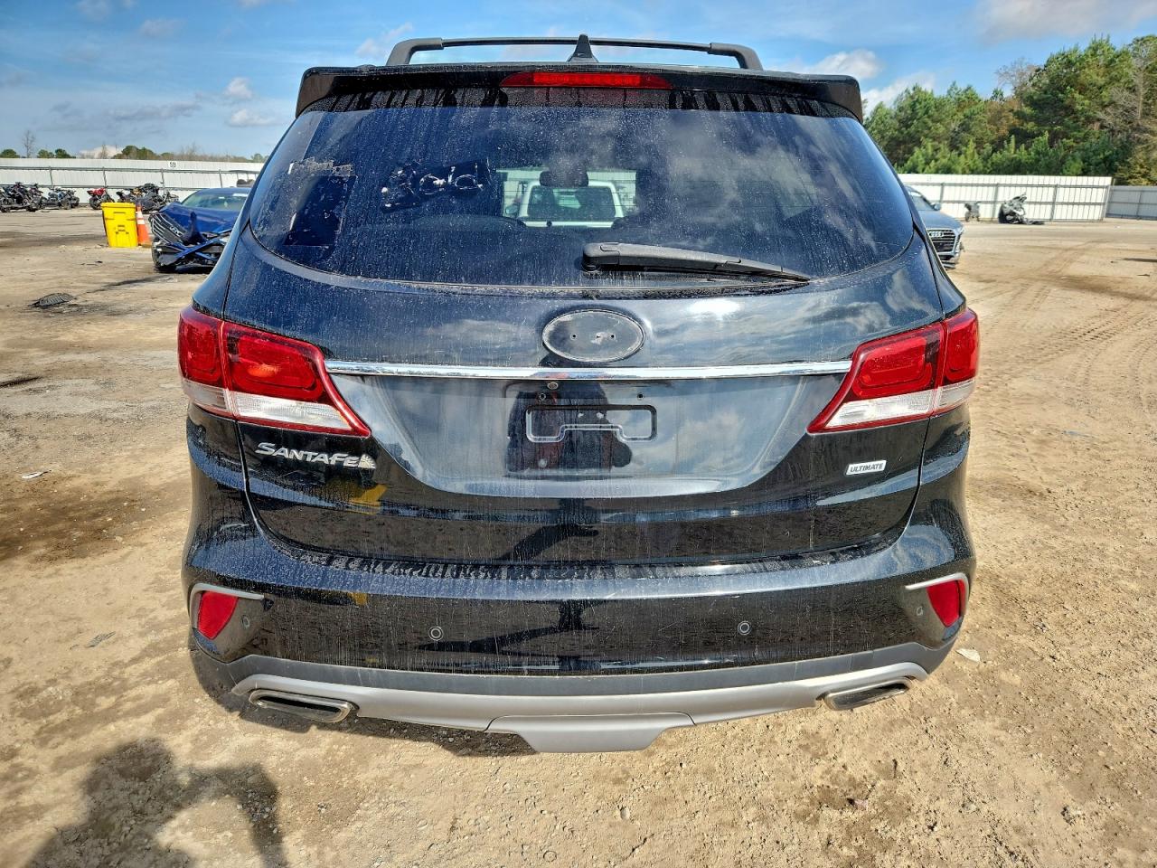 Lot #3302902895 2017 HYUNDAI SANTA FE S