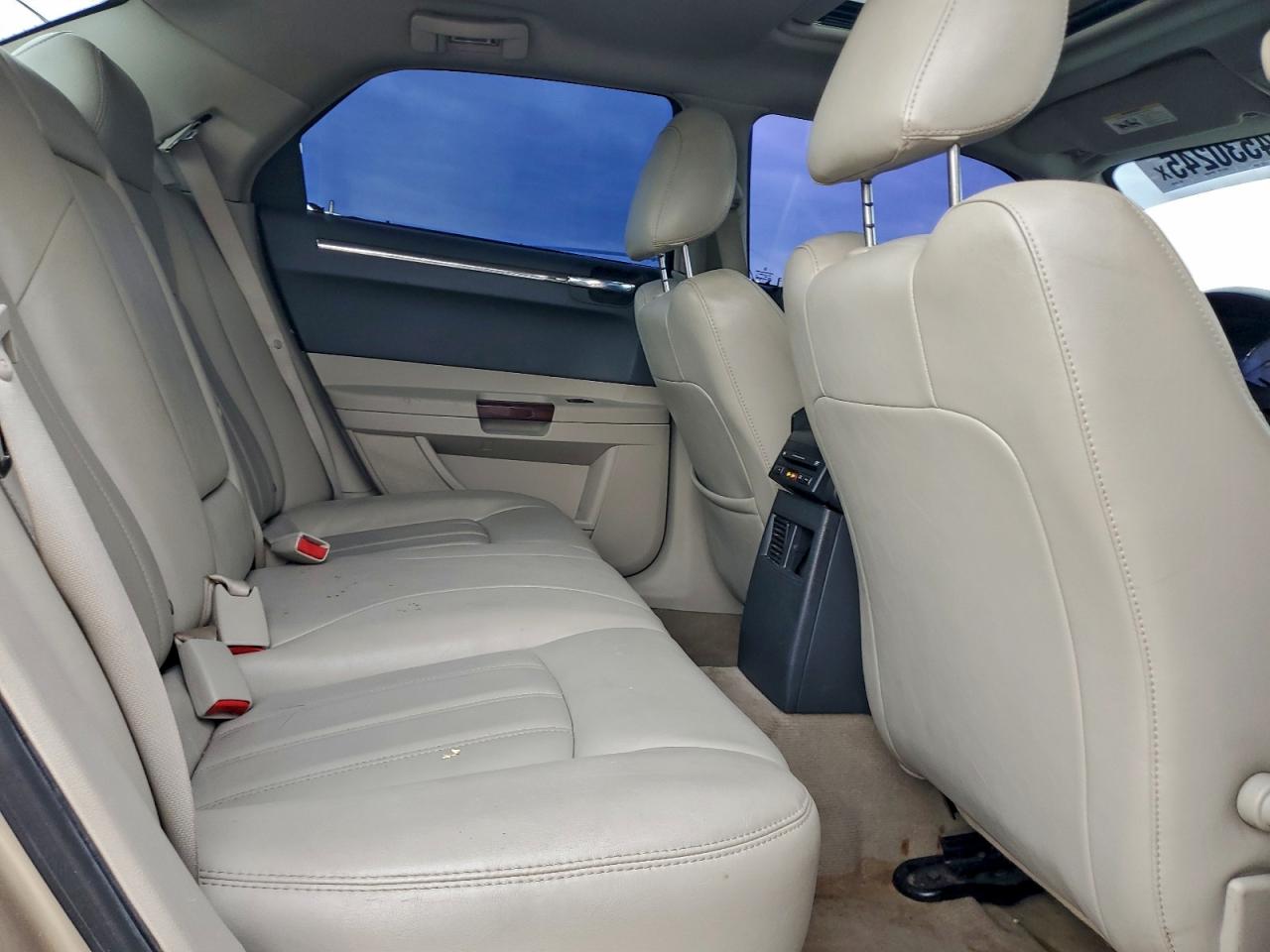 Lot #3302756355 2006 CHRYSLER 300C