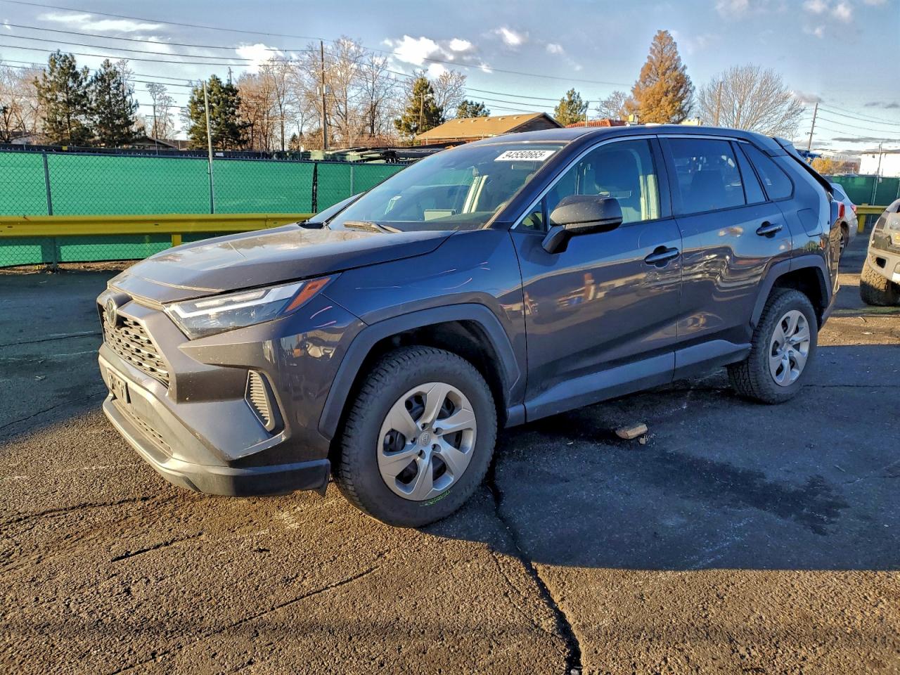 TOYOTA RAV4 LE