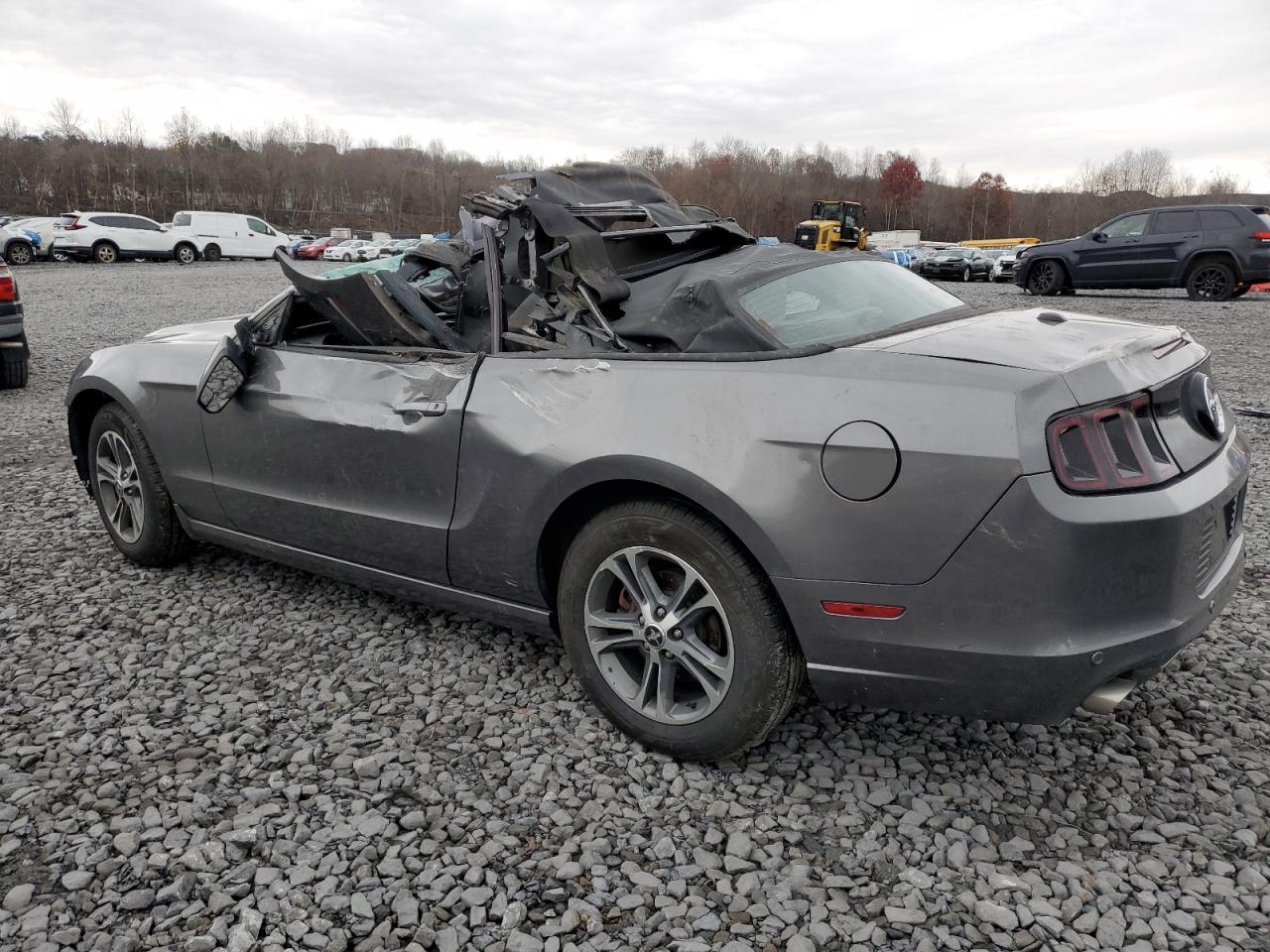 Lot #3311705235 2013 FORD MUSTANG