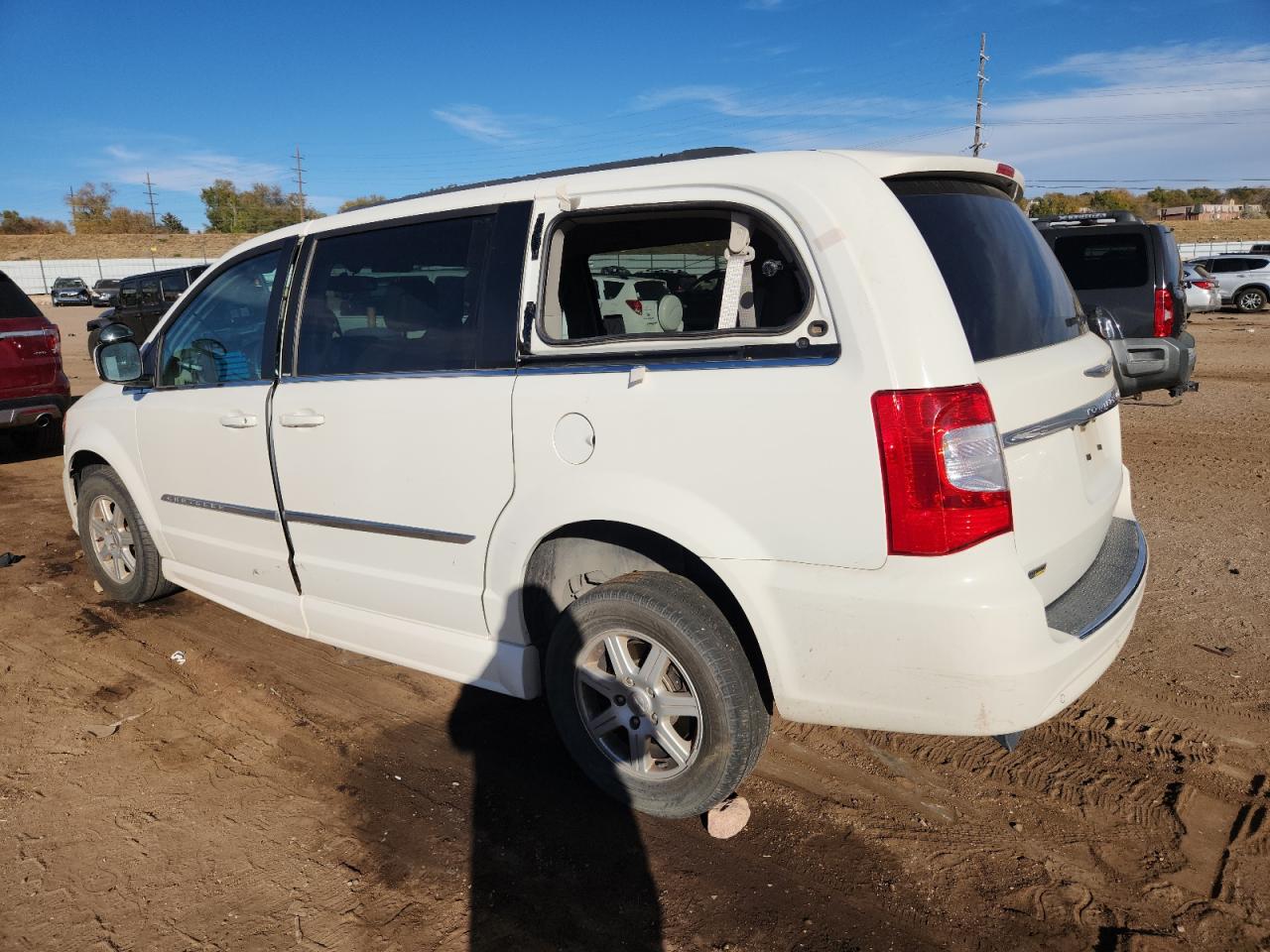 CHRYSLER TOWN & COUNTRY TOURING