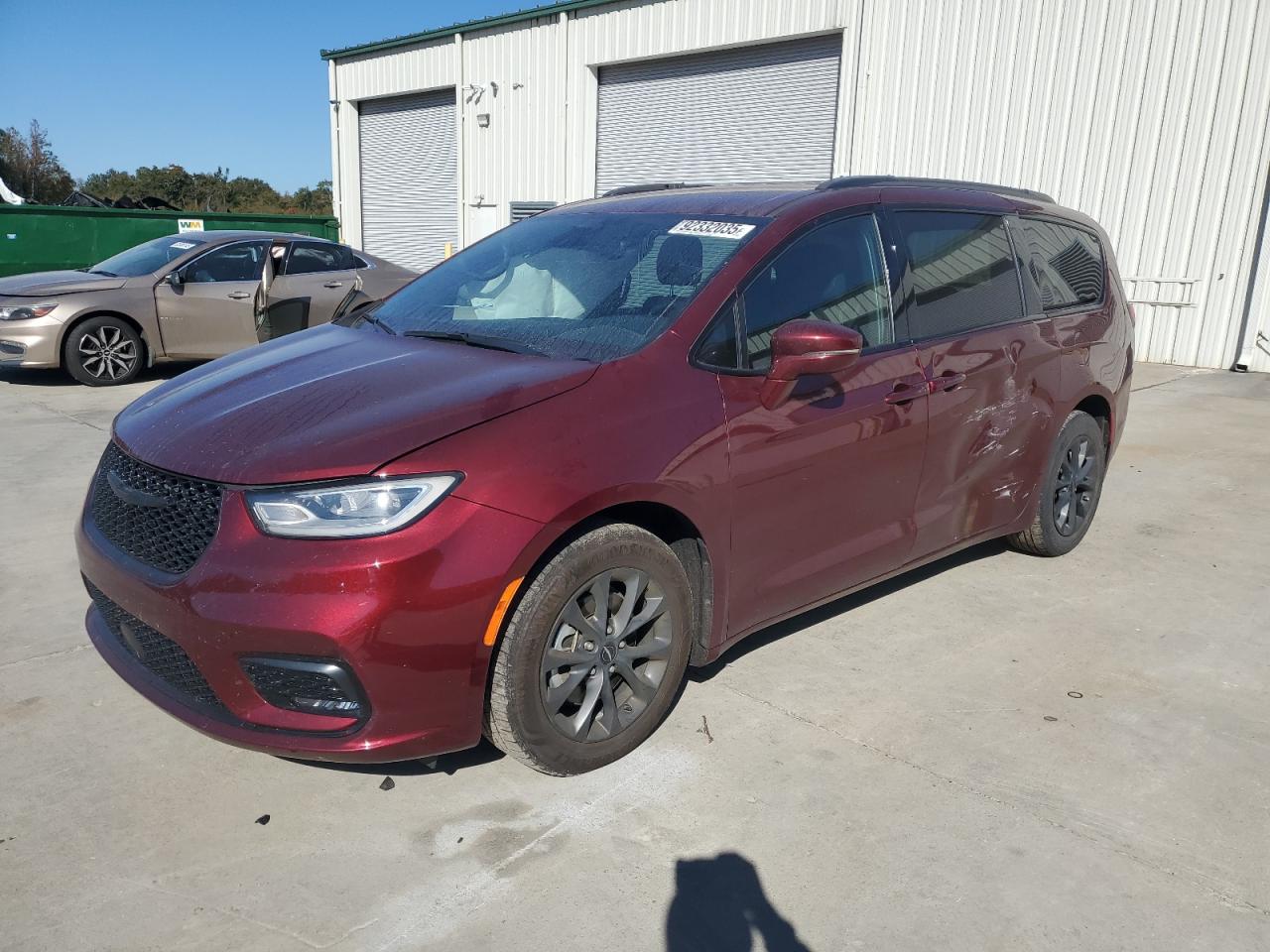 CHRYSLER PACIFICA TOURING