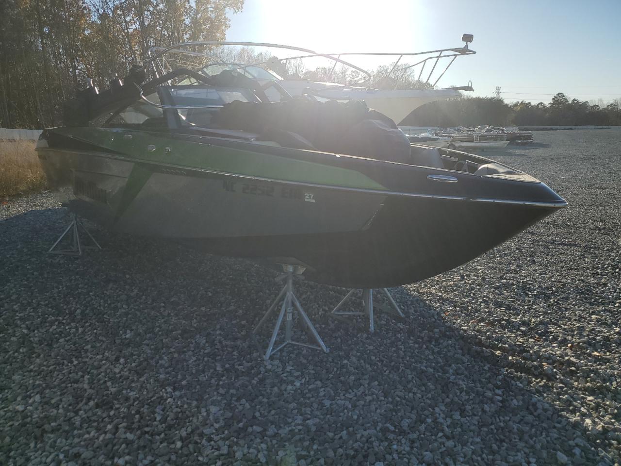 Lot #3294183948 2019 MALIBU 23 LSV WAKESETTER