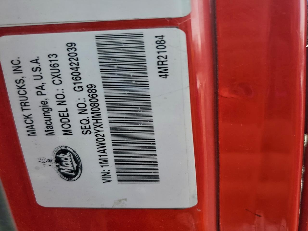 Lot #3296892819 2017 MACK CXU613