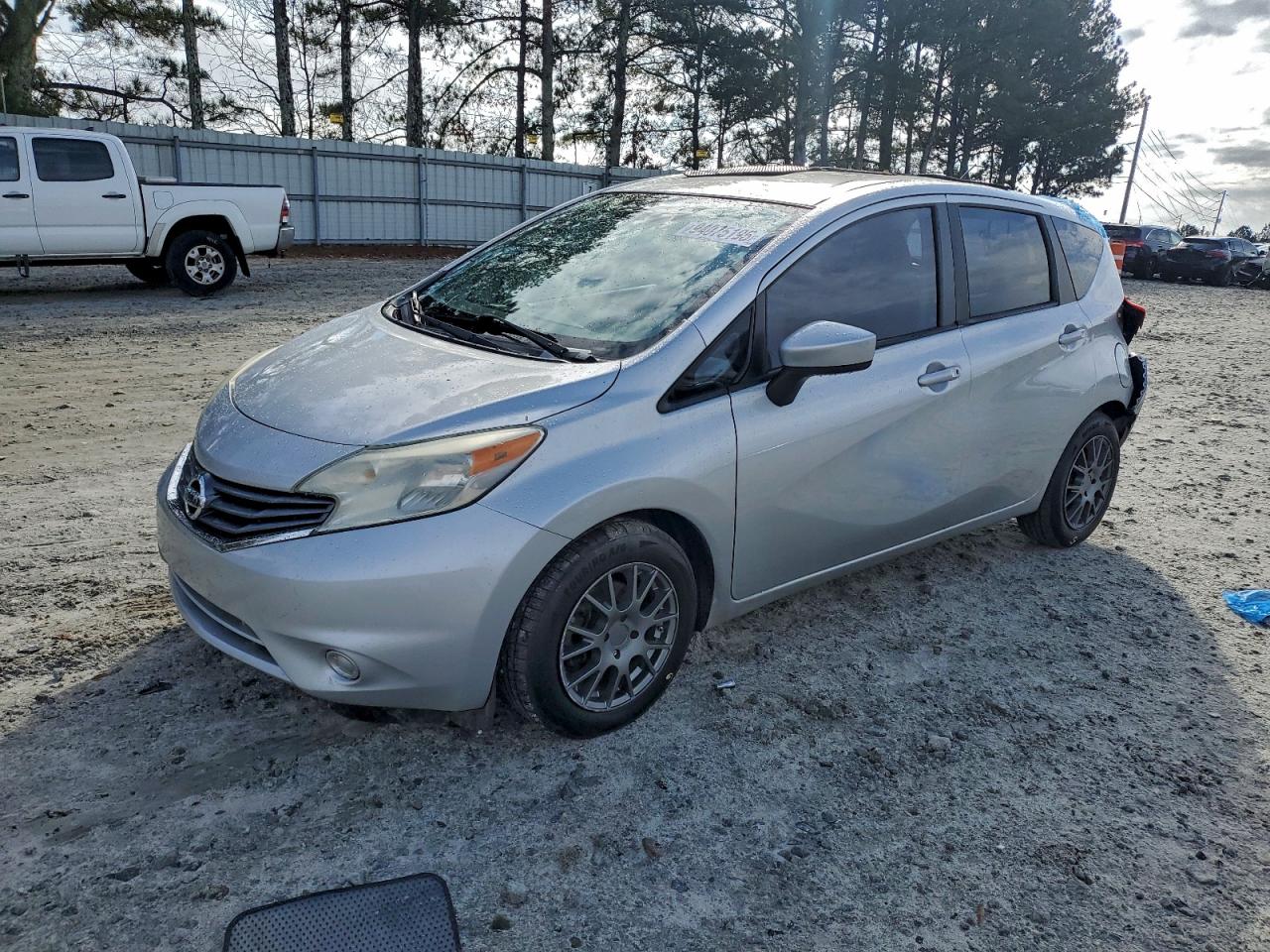 Lot #3301660660 2015 NISSAN VERSA NOTE