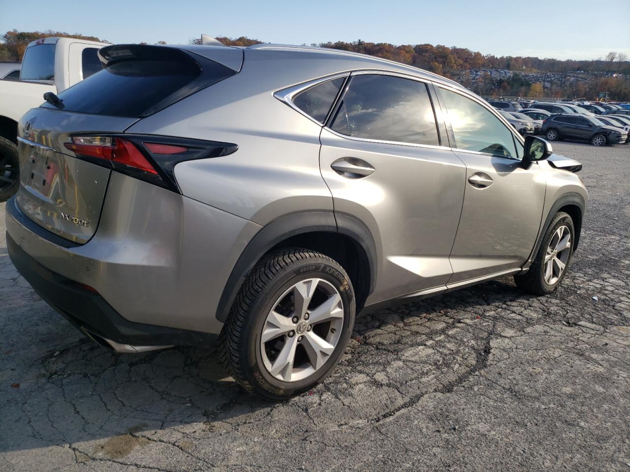 LEXUS NX 200T BASE