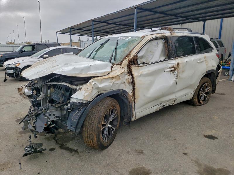 2016 TOYOTA HIGHLANDER #3304811640