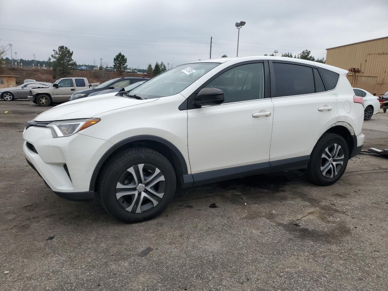 TOYOTA RAV4 LE
