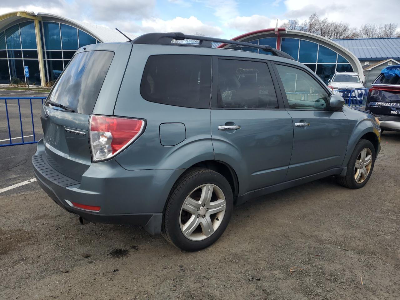 Lot #3286619908 2009 SUBARU FORESTER 2