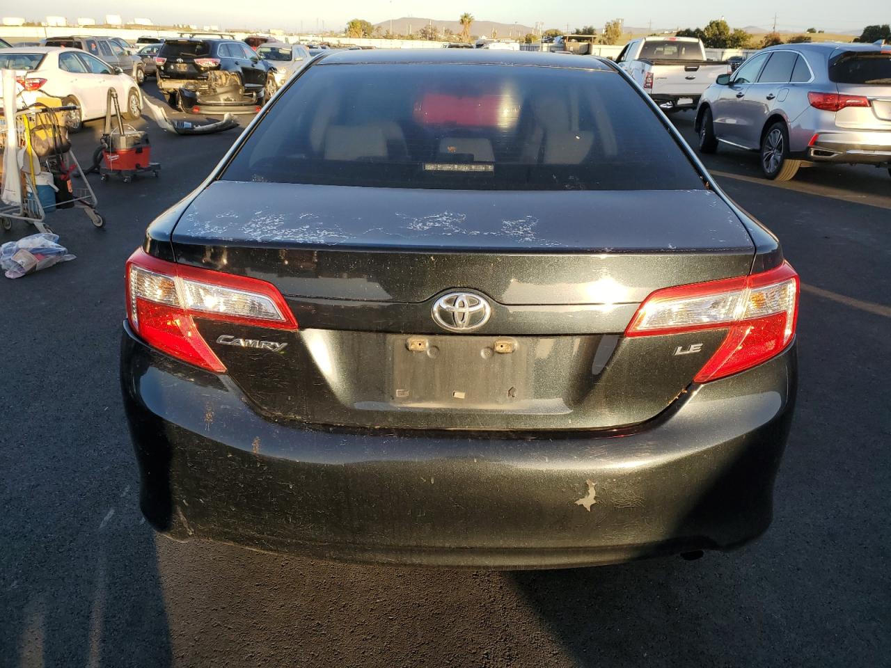 TOYOTA CAMRY BASE