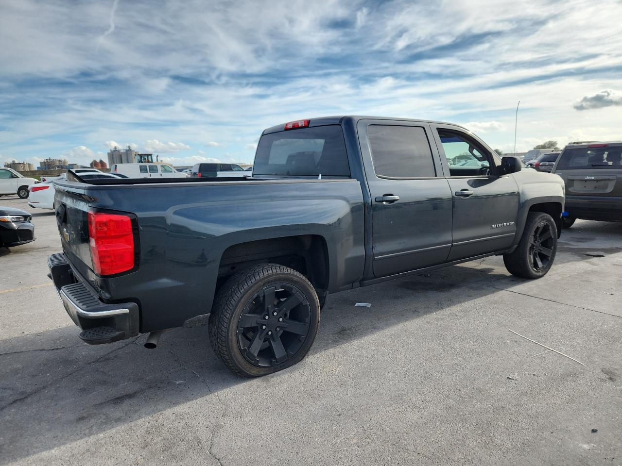 CHEVROLET SILVERADO C1500 LT