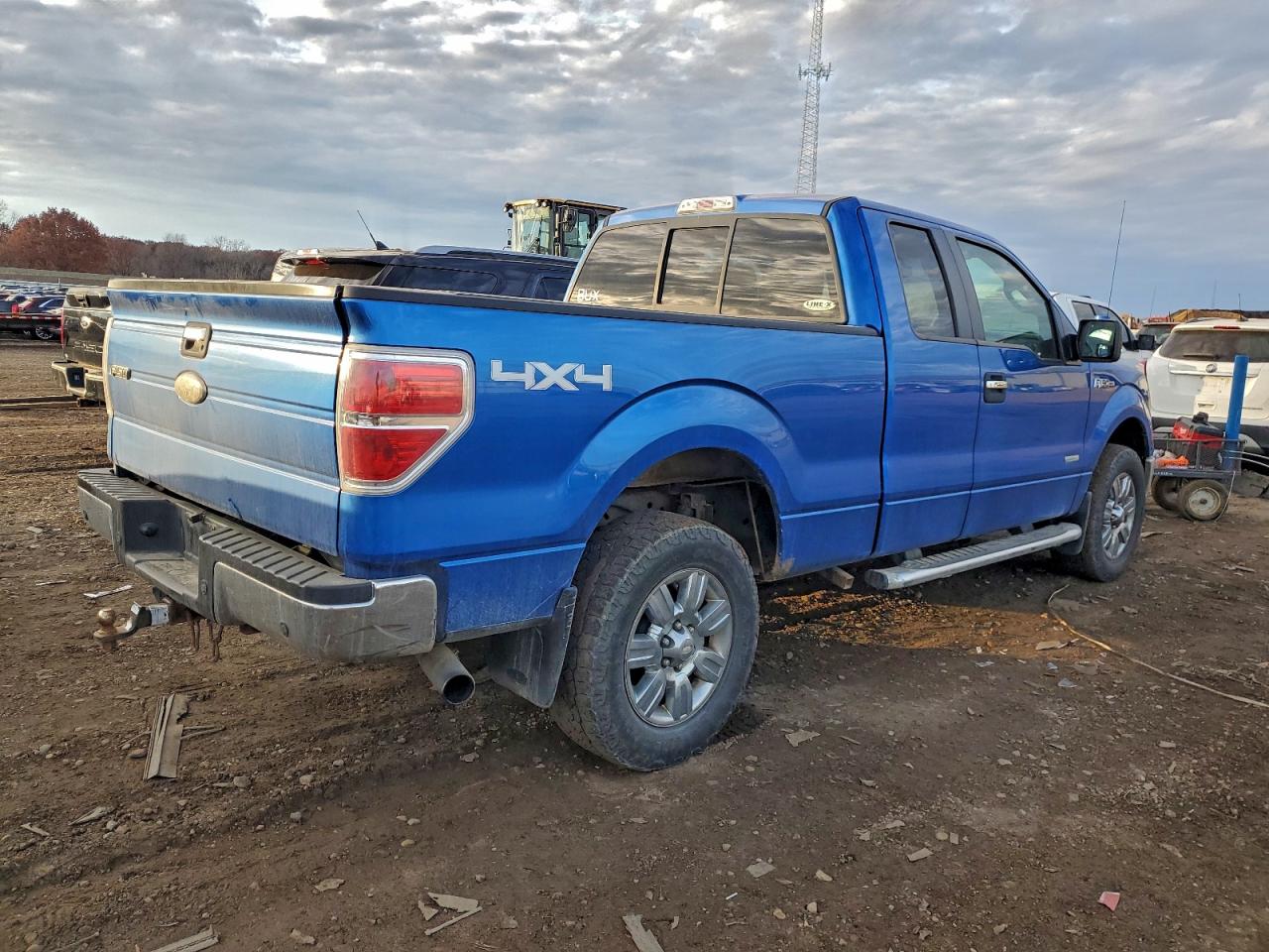 FORD F-150 SUPER CAB