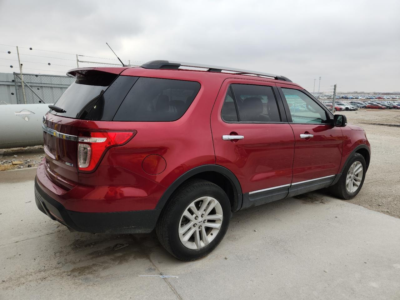 FORD EXPLORER XLT