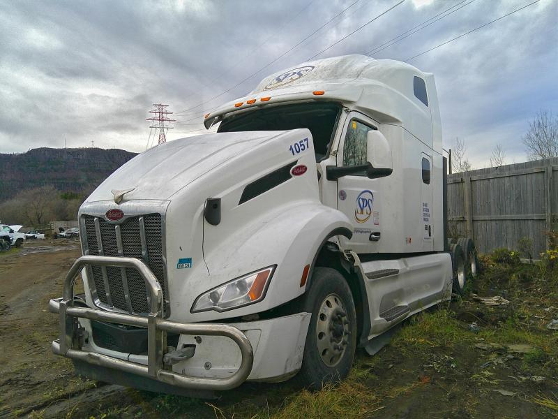 Global Auto Auctions: 2023 PETERBILT 579