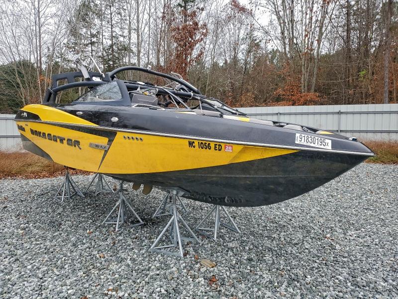 Global Auto Auctions: 2015 OETH WAKESETTER 22 VLX