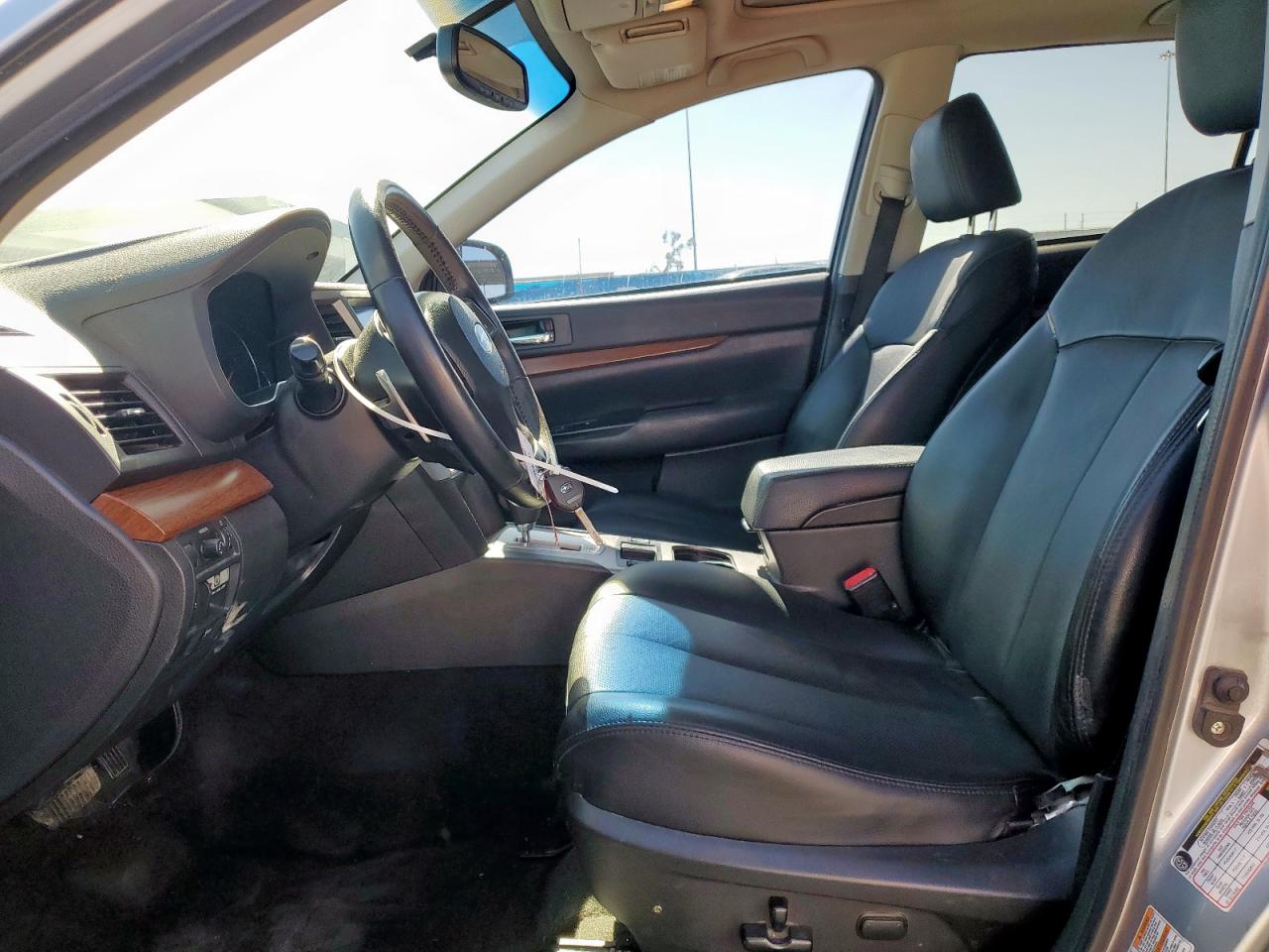 SUBARU OUTBACK 3.6R LIMITED