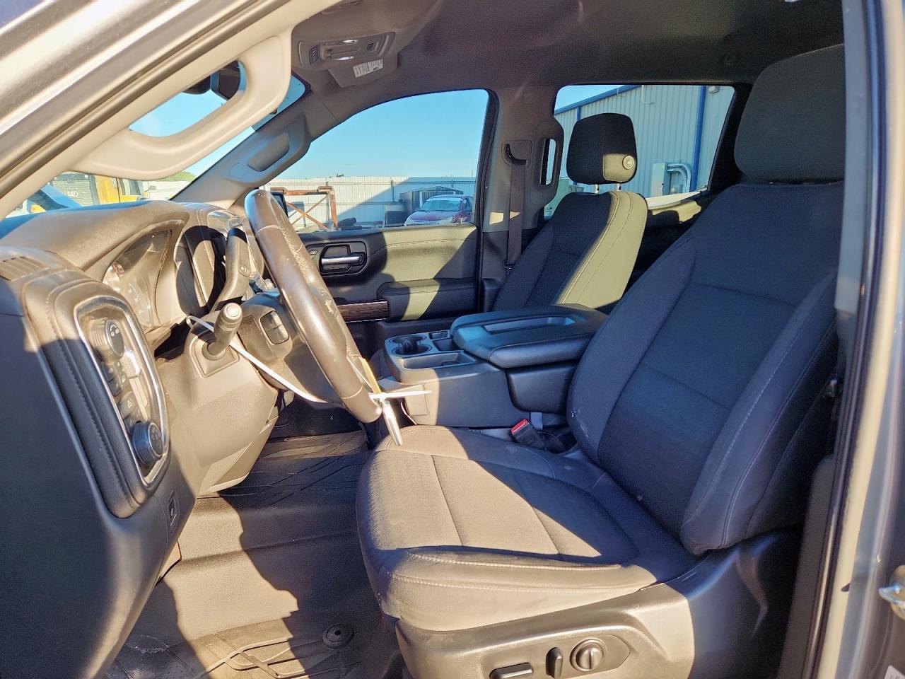 CHEVROLET SILVERADO K1500 LT