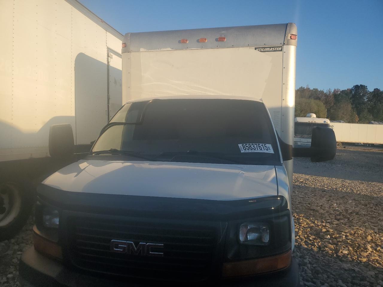 GMC SAVANA CUTAWAY G3500