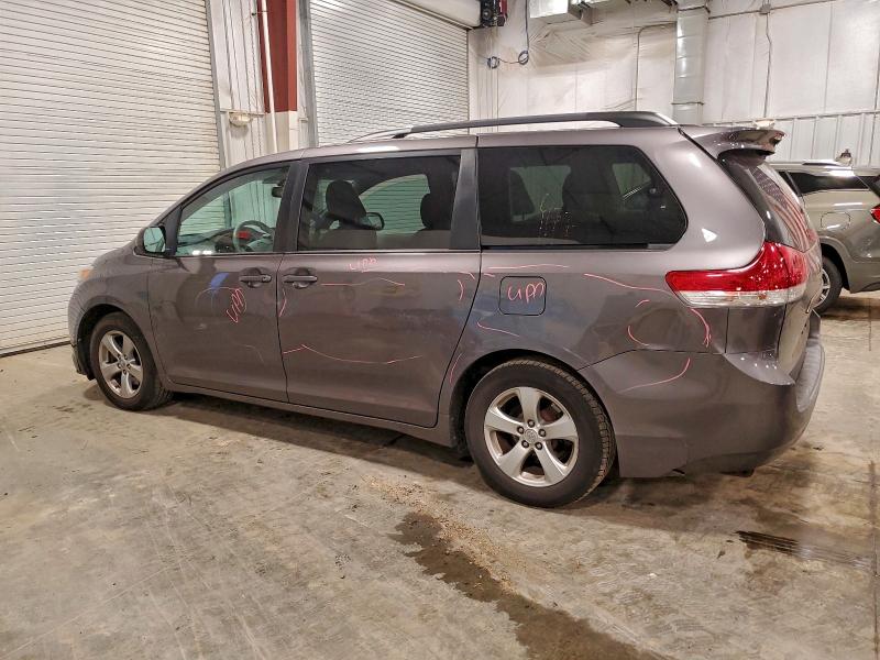 2013 TOYOTA SIENNA LE #3298140182