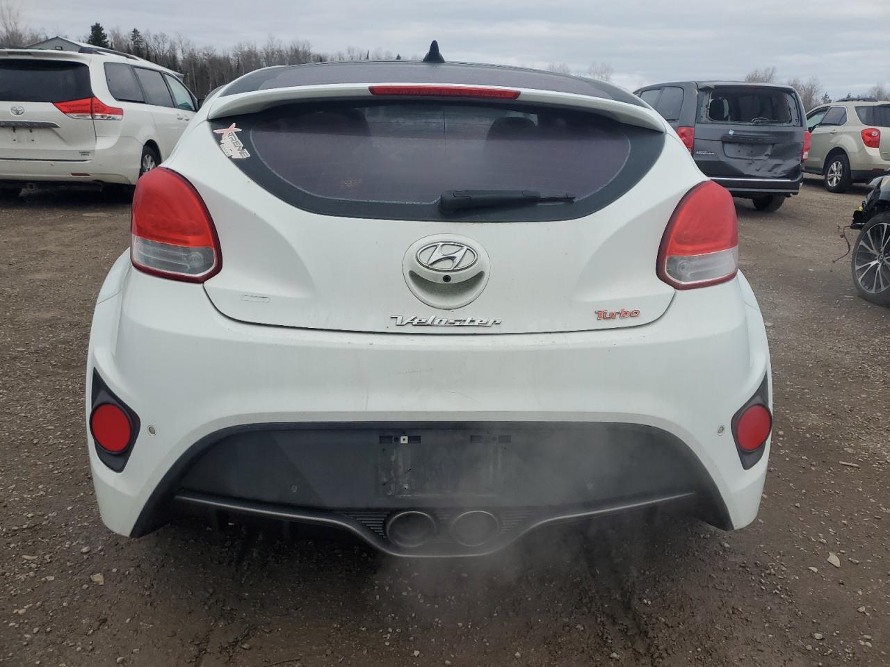 HYUNDAI VELOSTER TURBO