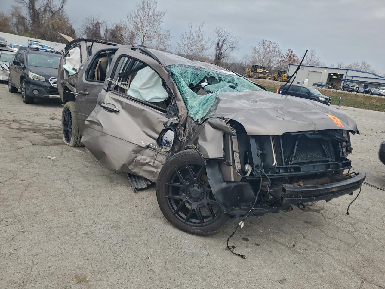 CHEVROLET SUBURBAN K1500 LT