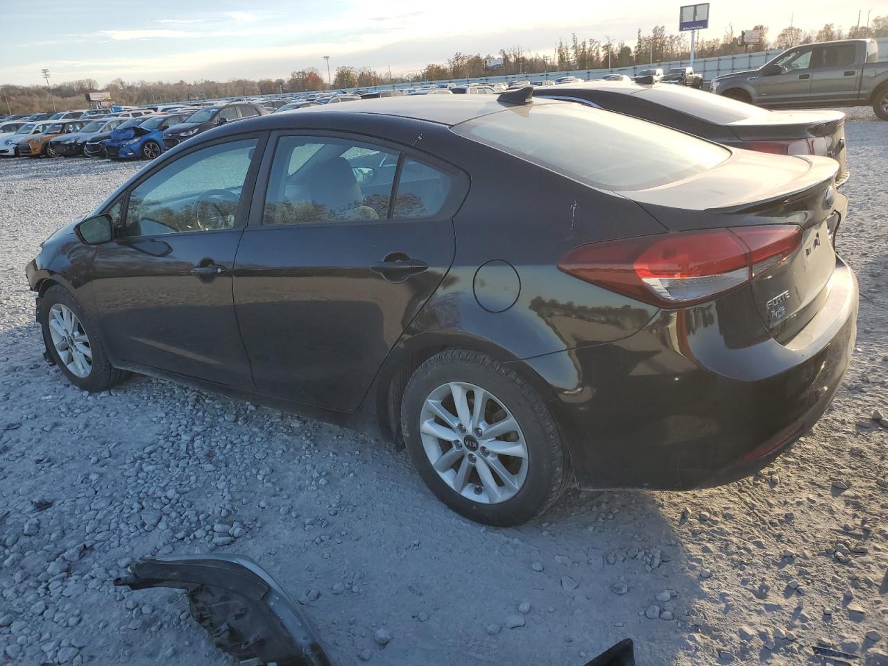 Lot #3301844329 2017 KIA FORTE LX