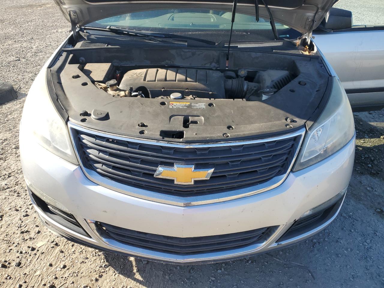 CHEVROLET TRAVERSE LS