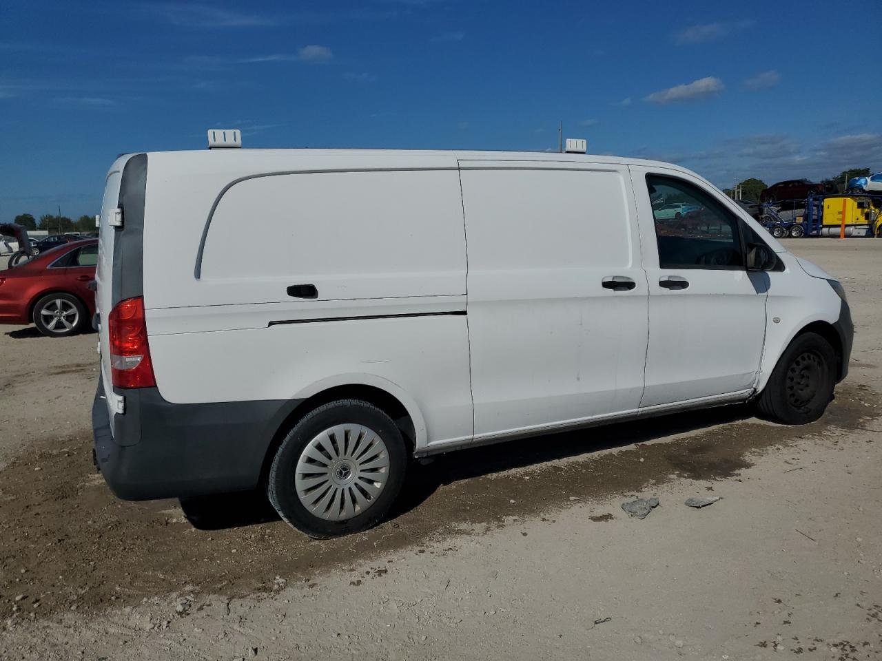 MERCEDES-BENZ METRIS