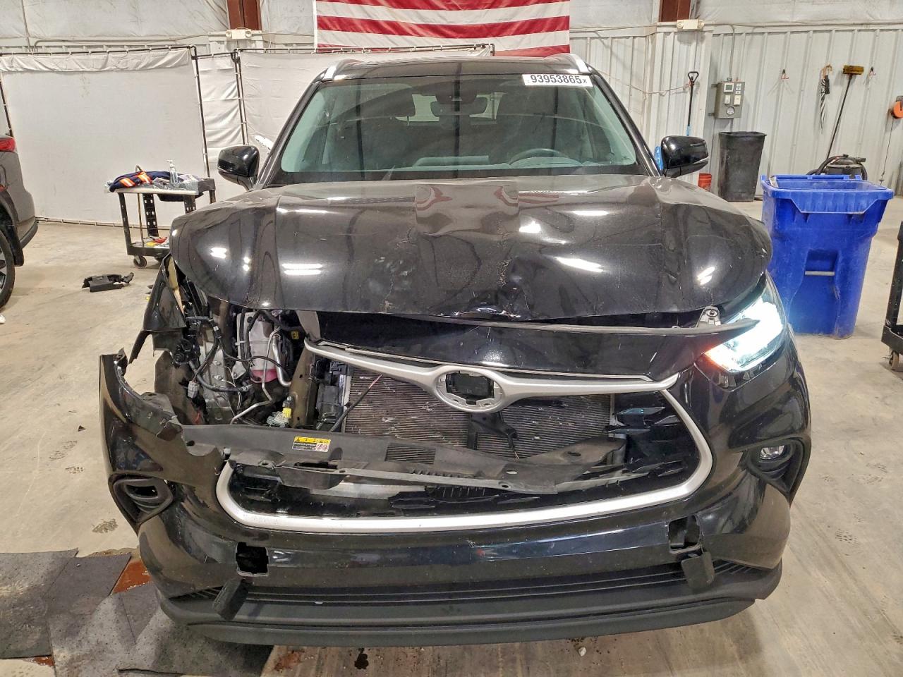 TOYOTA HIGHLANDER XLE