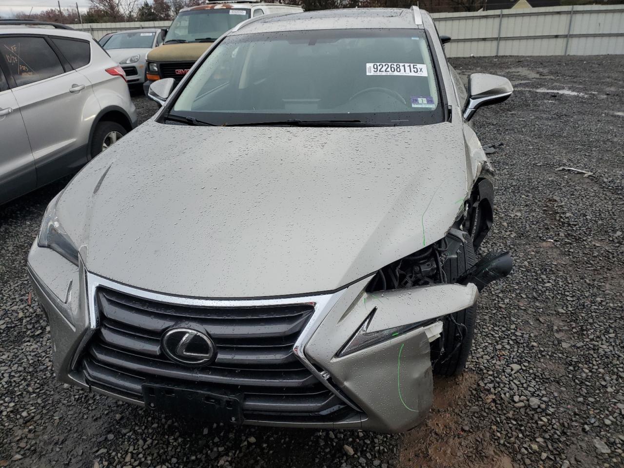 LEXUS NX 200T BASE