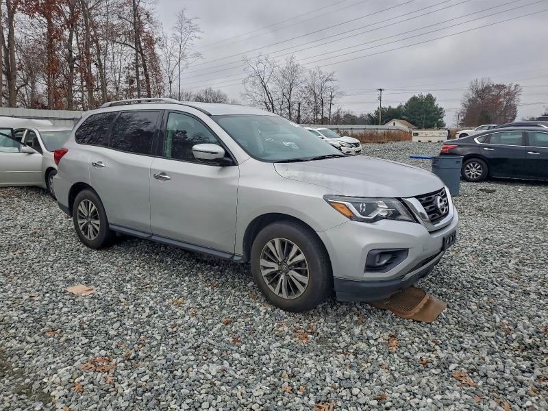2017 NISSAN PATHFINDER #3294341887
