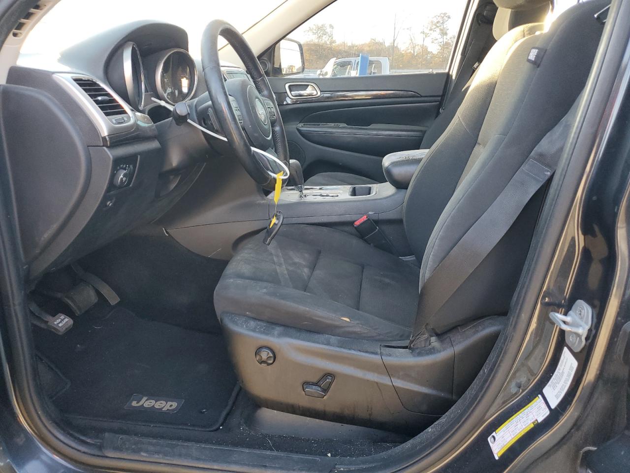 JEEP GRAND CHEROKEE LAREDO