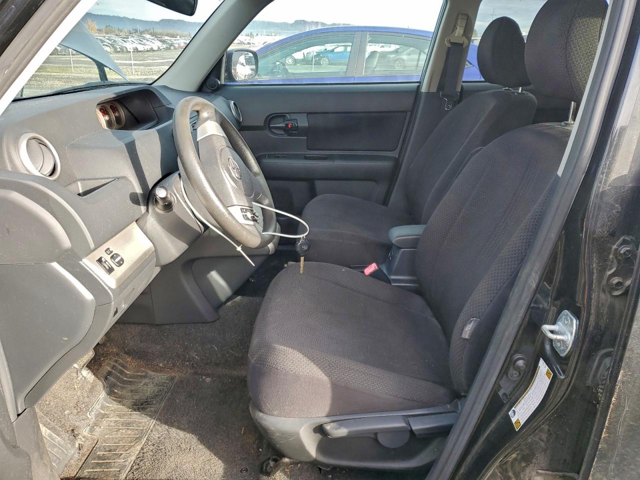 Lot #3301803328 2009 TOYOTA SCION XB