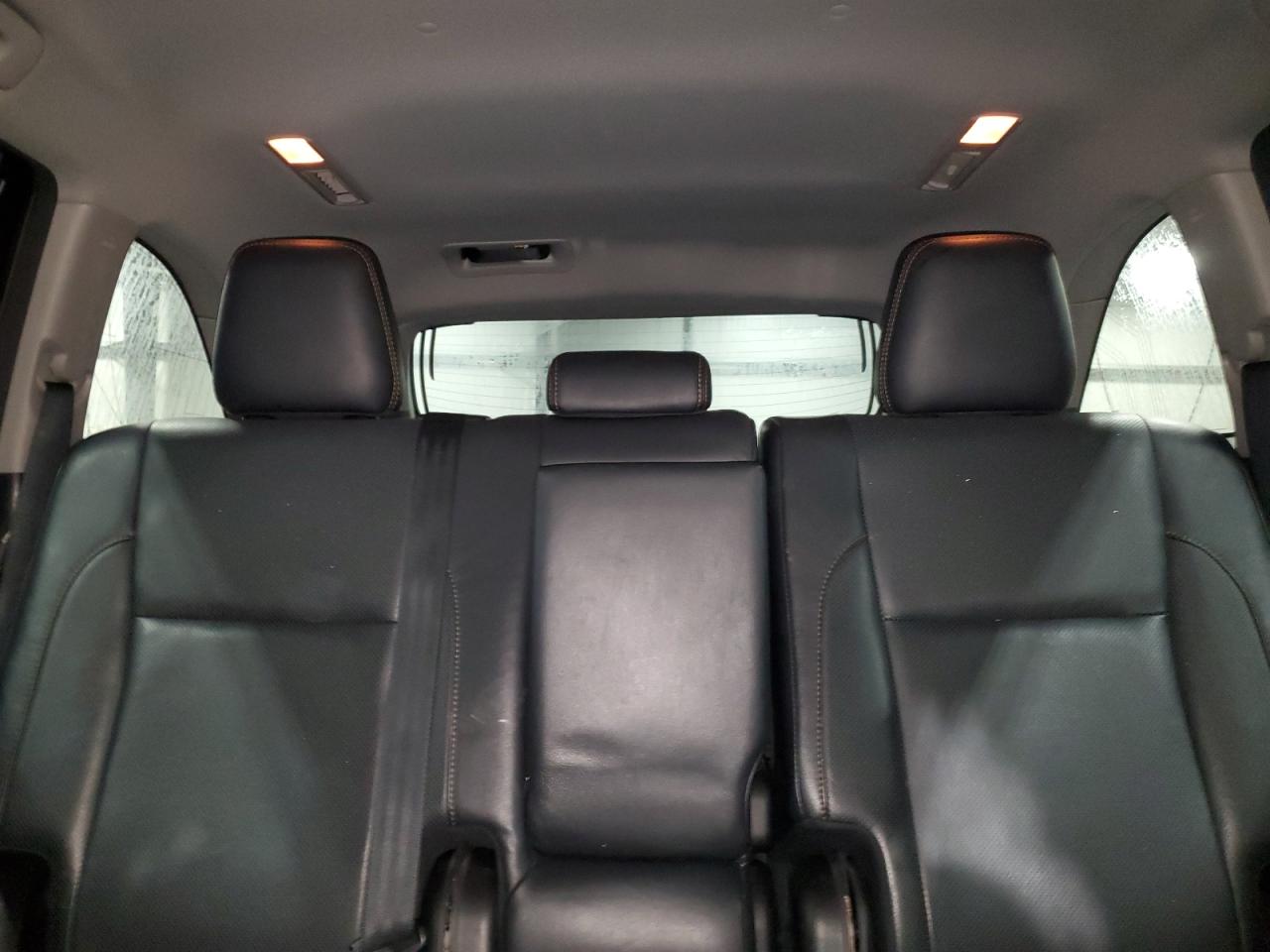 TOYOTA HIGHLANDER LIMITED