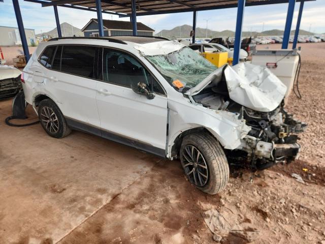 2018 VOLKSWAGEN TIGUAN SE - 3VV2B7AX5JM209791
