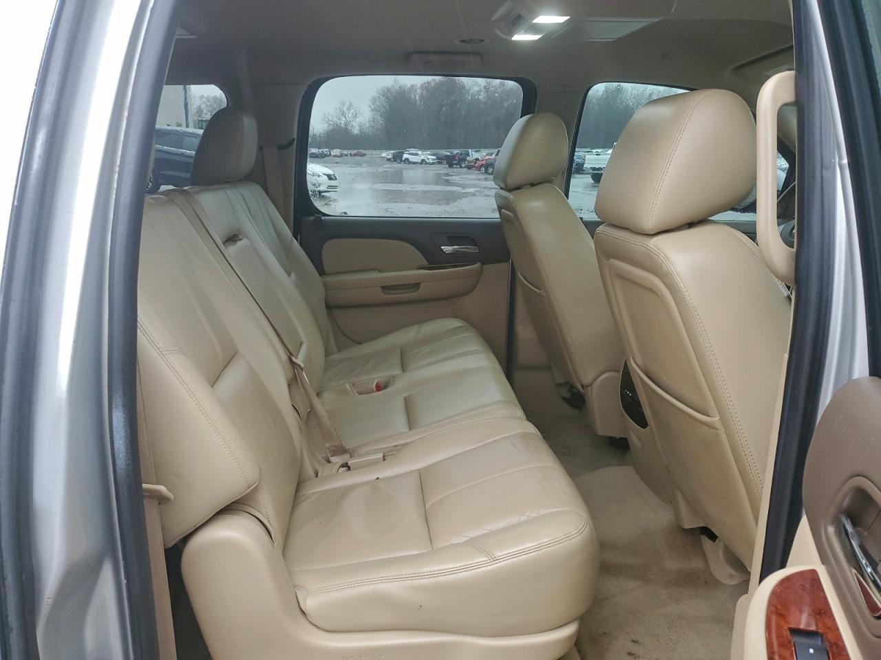 CHEVROLET SUBURBAN K1500 LT