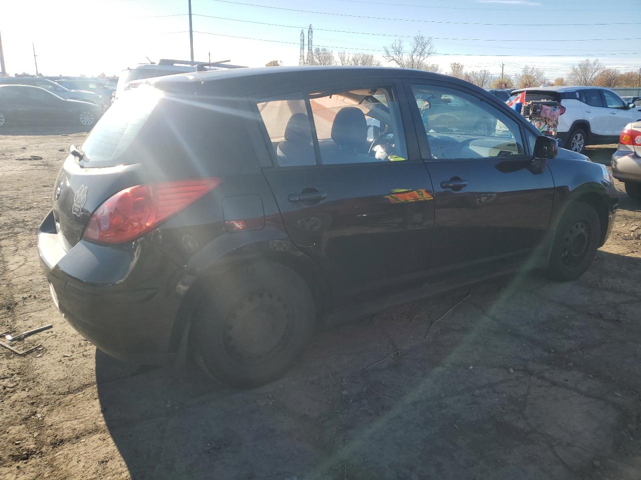 NISSAN VERSA S