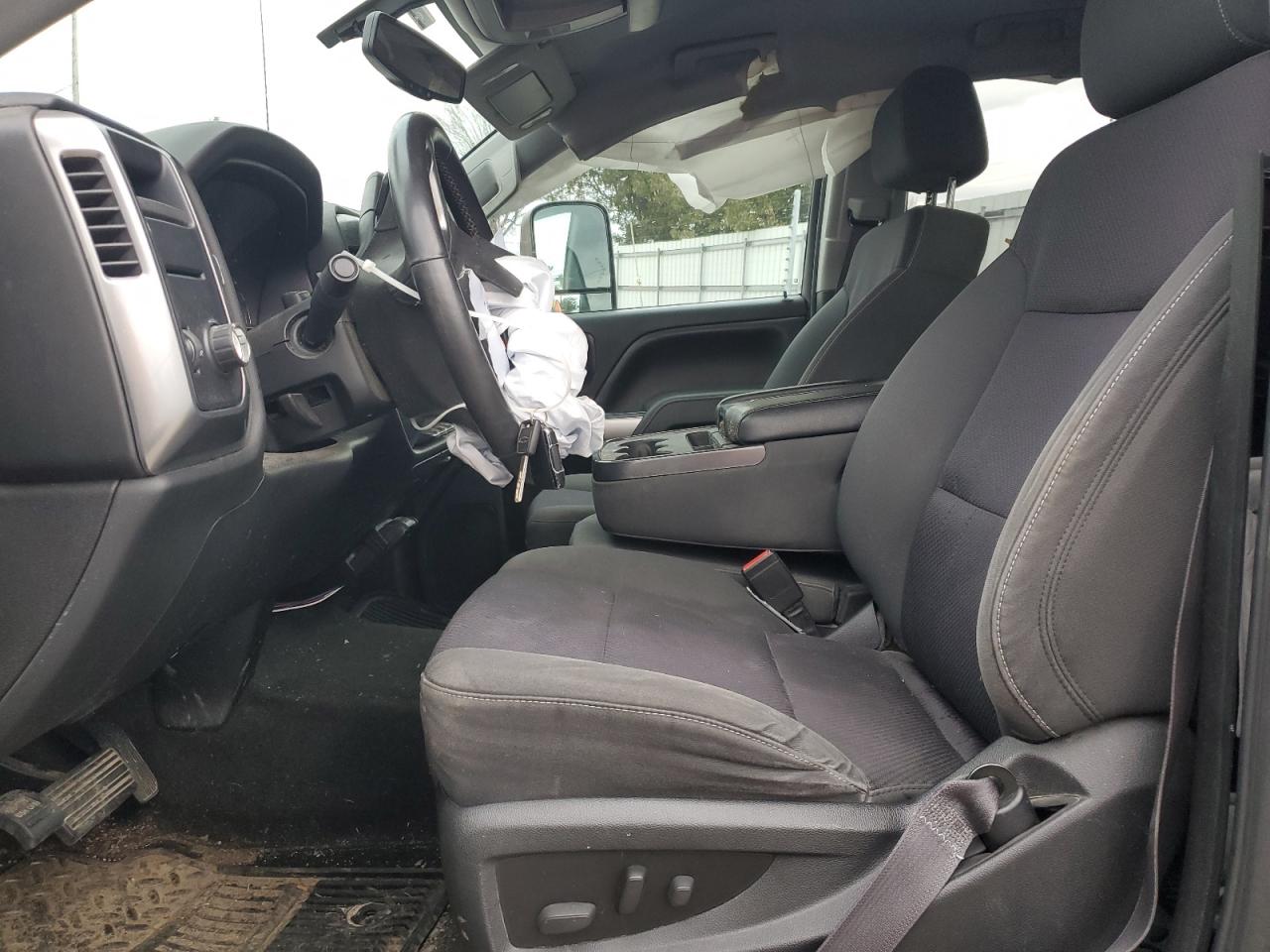 CHEVROLET SILVERADO C1500 LT