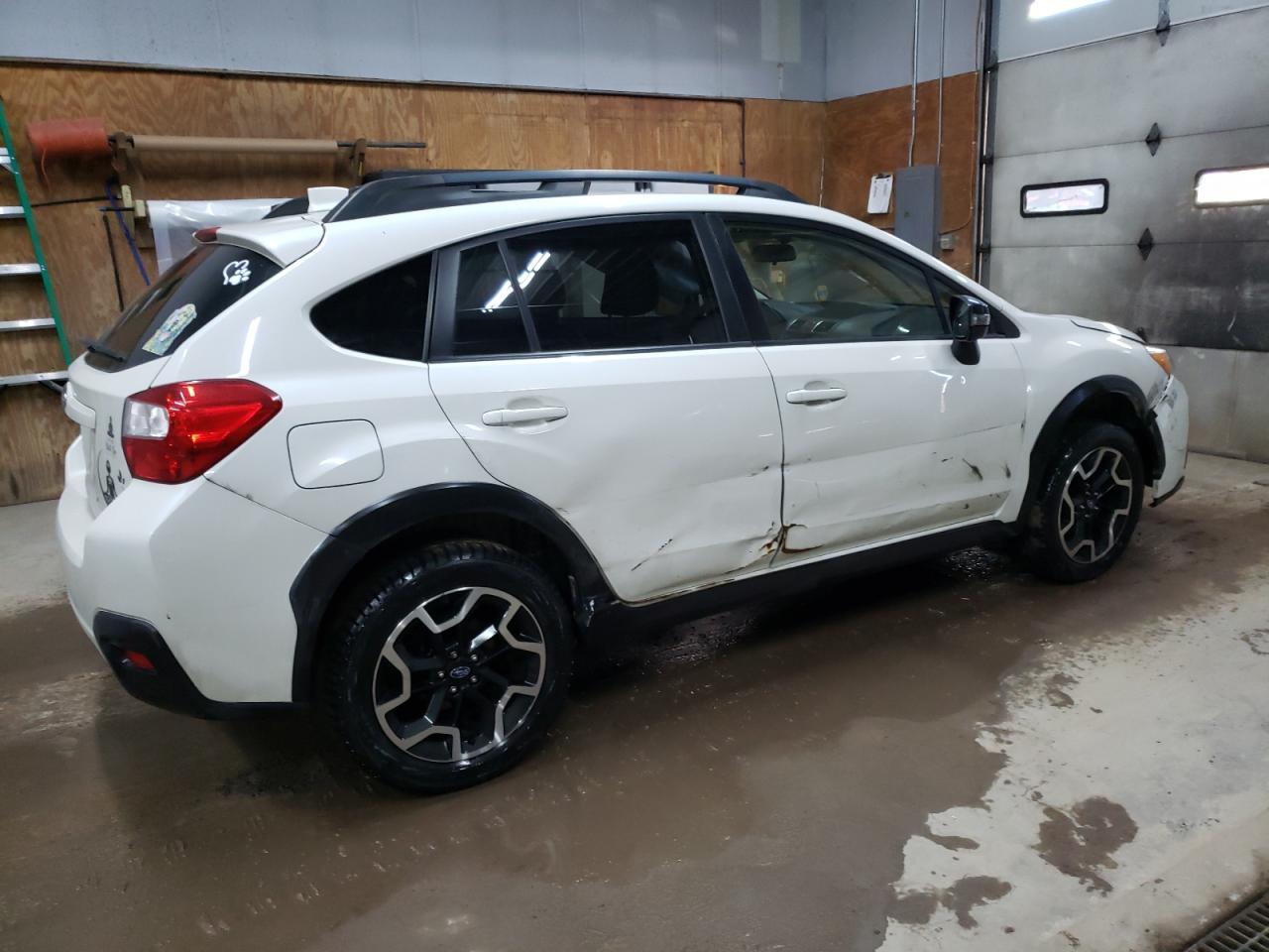SUBARU CROSSTREK LIMITED