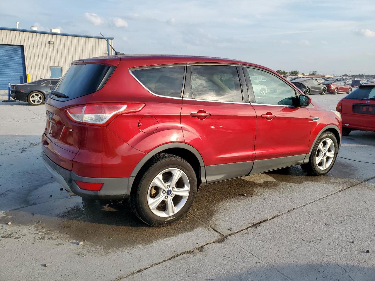 FORD ESCAPE SE