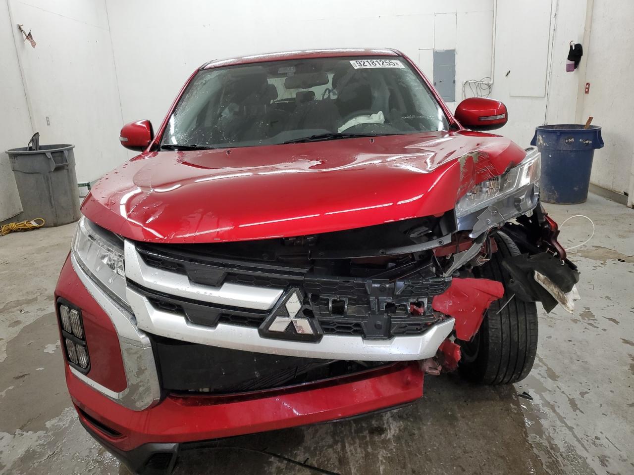 MITSUBISHI OUTLANDER SE