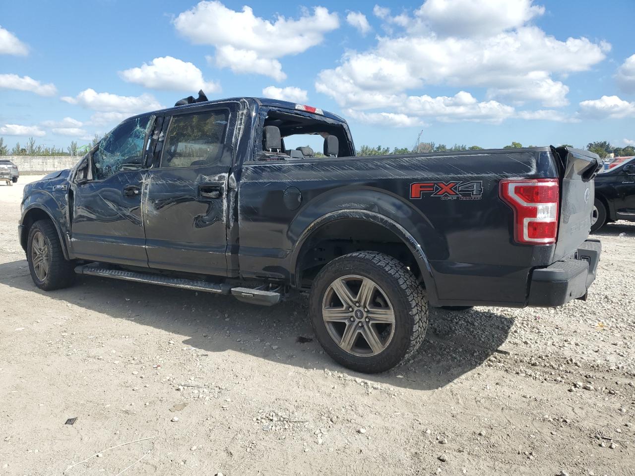 FORD F-150 SUPERCREW