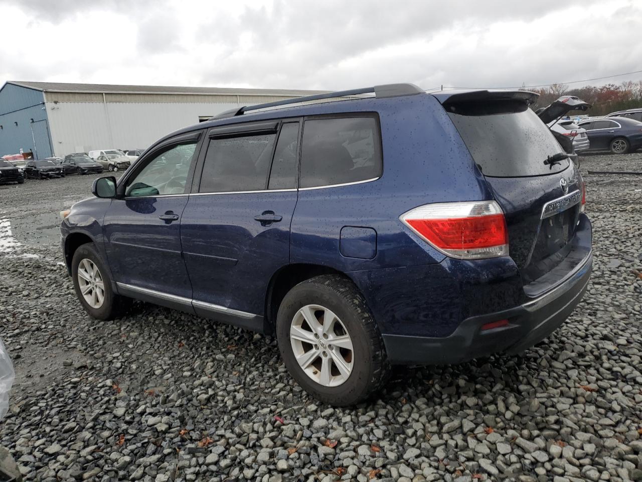 TOYOTA HIGHLANDER BASE