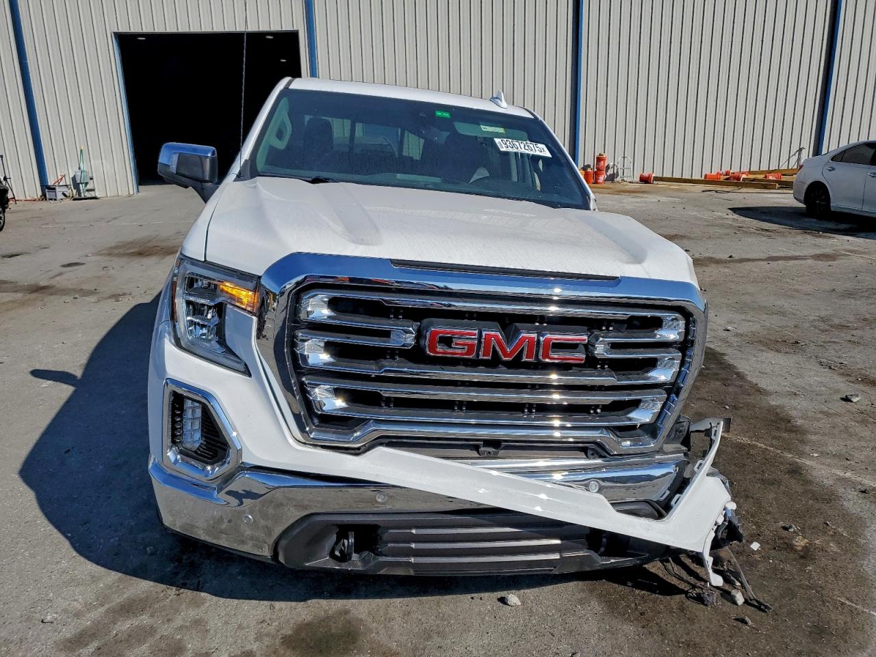 GMC SIERRA C1500 SLT