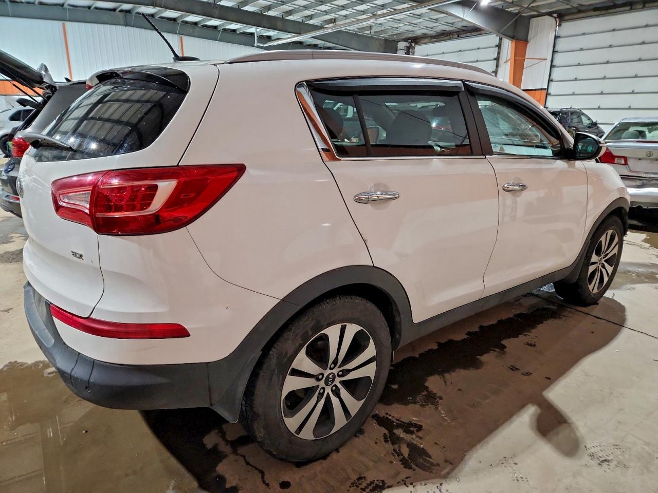 KIA SPORTAGE EX